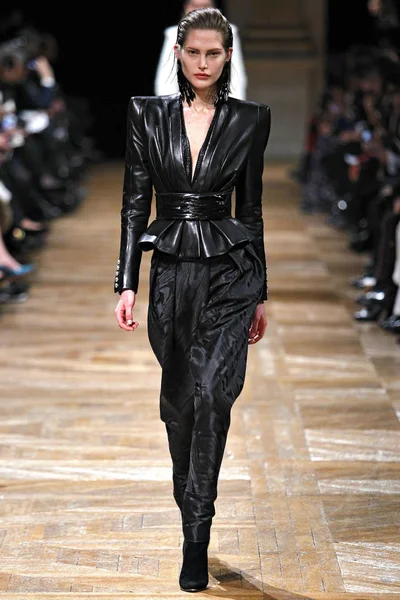 Look 2